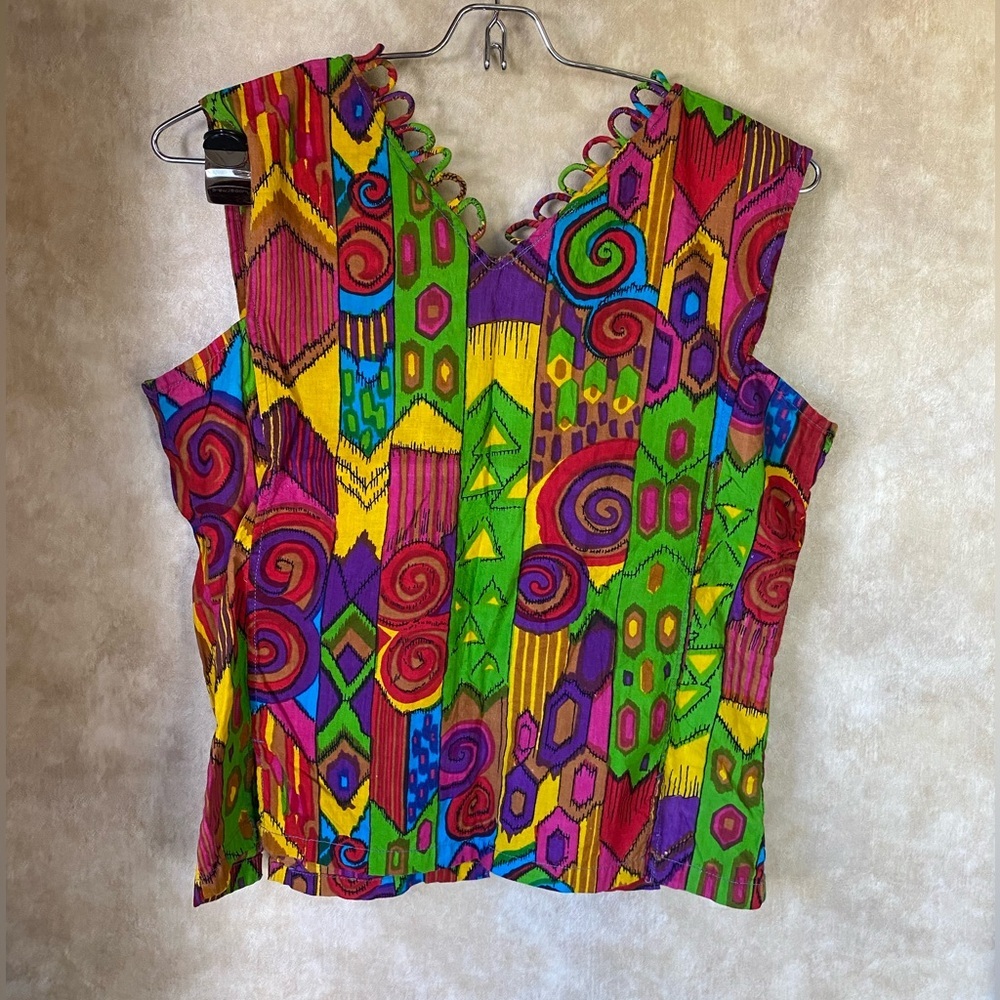 Colorful Geometric Patterned Top Button Front Fas… - image 3
